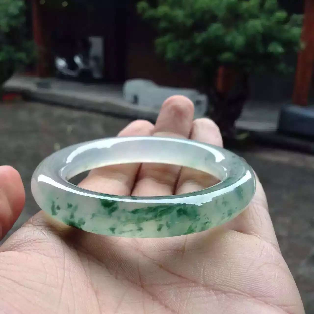 天然A貨翡翠 冰種起膠綠花圓條鐲