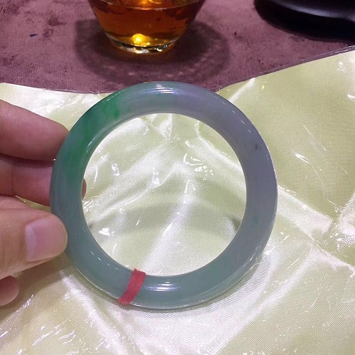 春帶彩 種老圓條手鐲