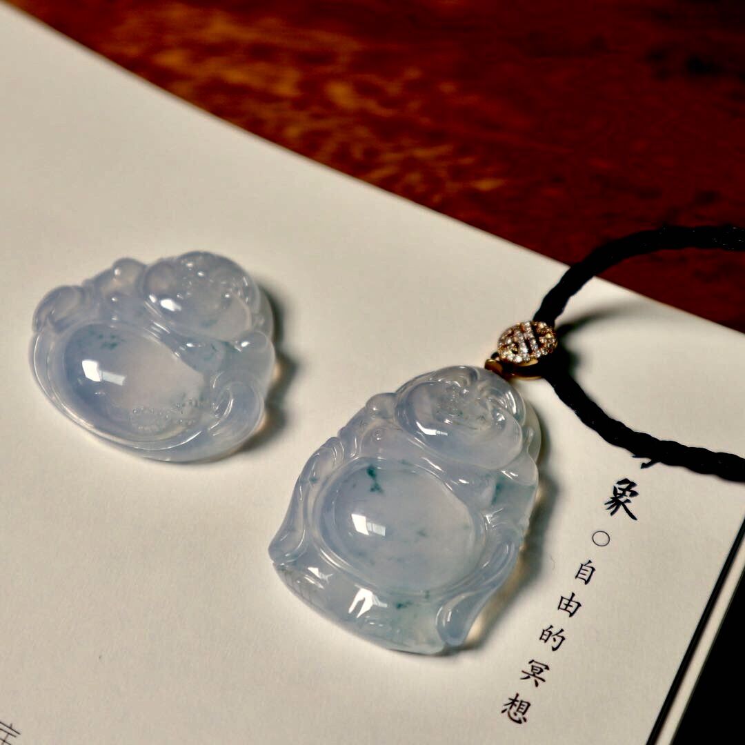 天然A貨翡翠 冰種紫底 飄藍(lán)花站佛